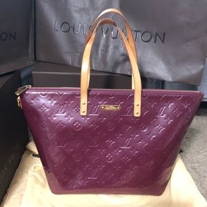 Louis Vuitton Bellevue GM Vernis Tote